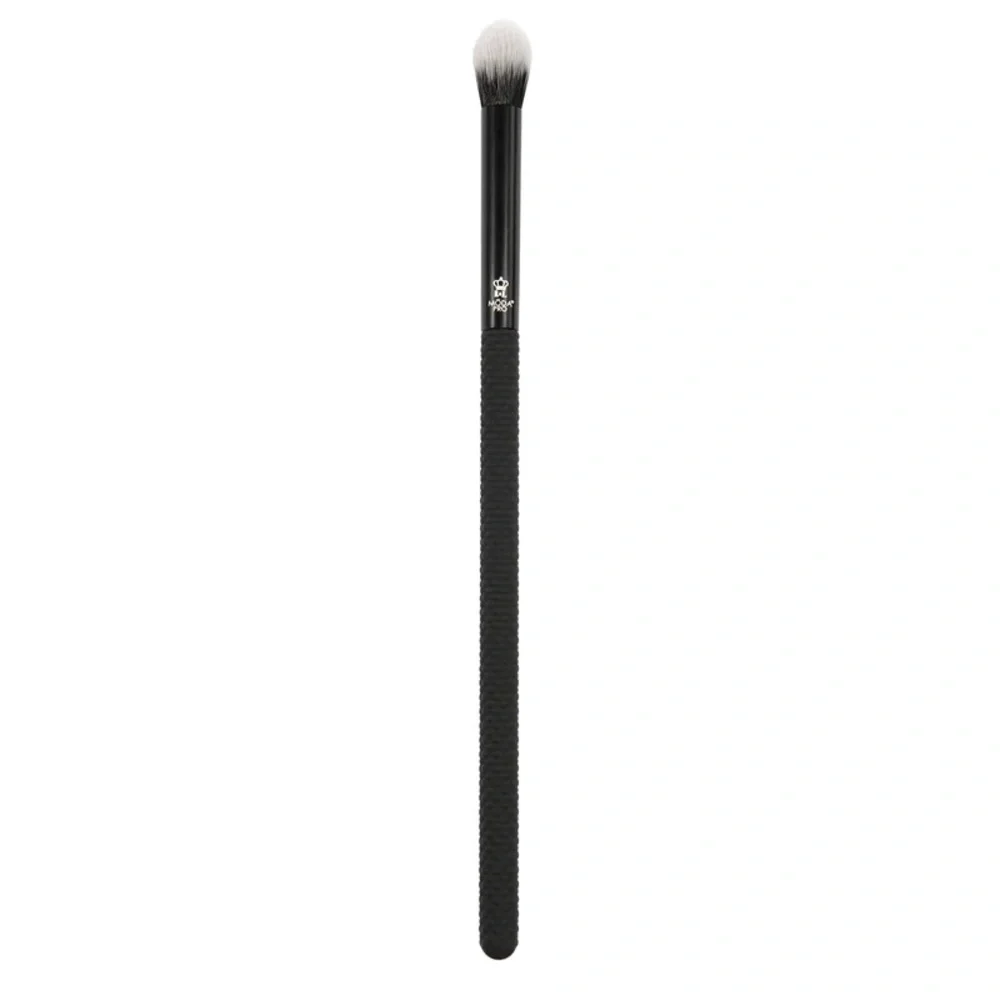 CROWN MODA PRO BMX-430 Crease Eyeshadow Brush Black Makeup Brush